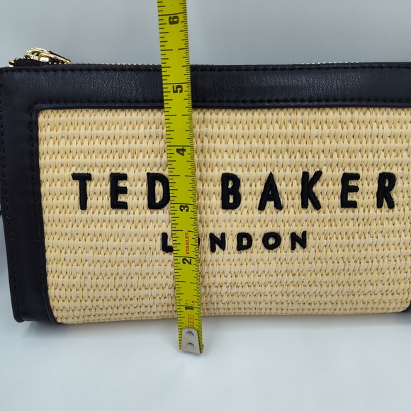 Ted Baker Raffia Wristlet Clutch NWT Black Trim Woven Logo Bag Summer Travel - Picture 6 of 6